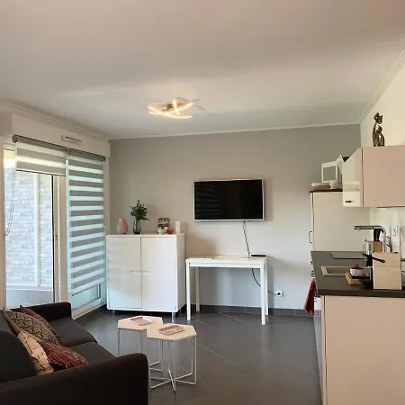 Apartman Charmant Studio Avec Jardin *