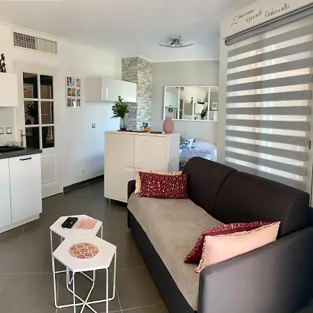 Charmant Studio Avec Jardin Apartman *